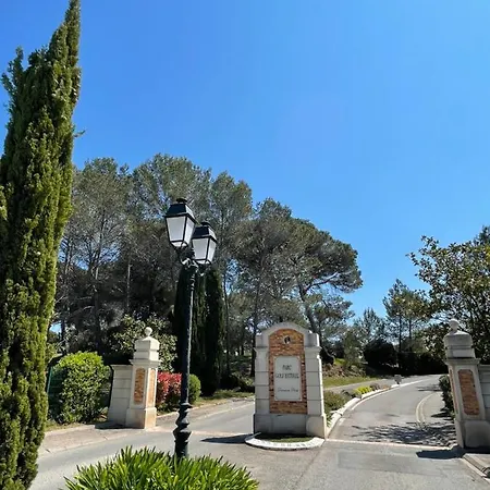 Апартаменты Joli Studio 4 Pers- Golf De Valescure St Raphael